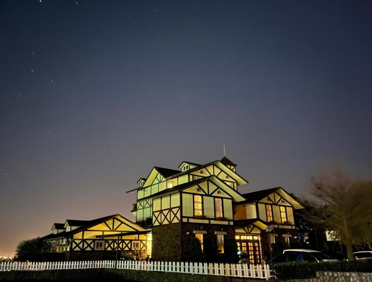 Luxembourg Hills Homestay Jiaoxi Exterior photo